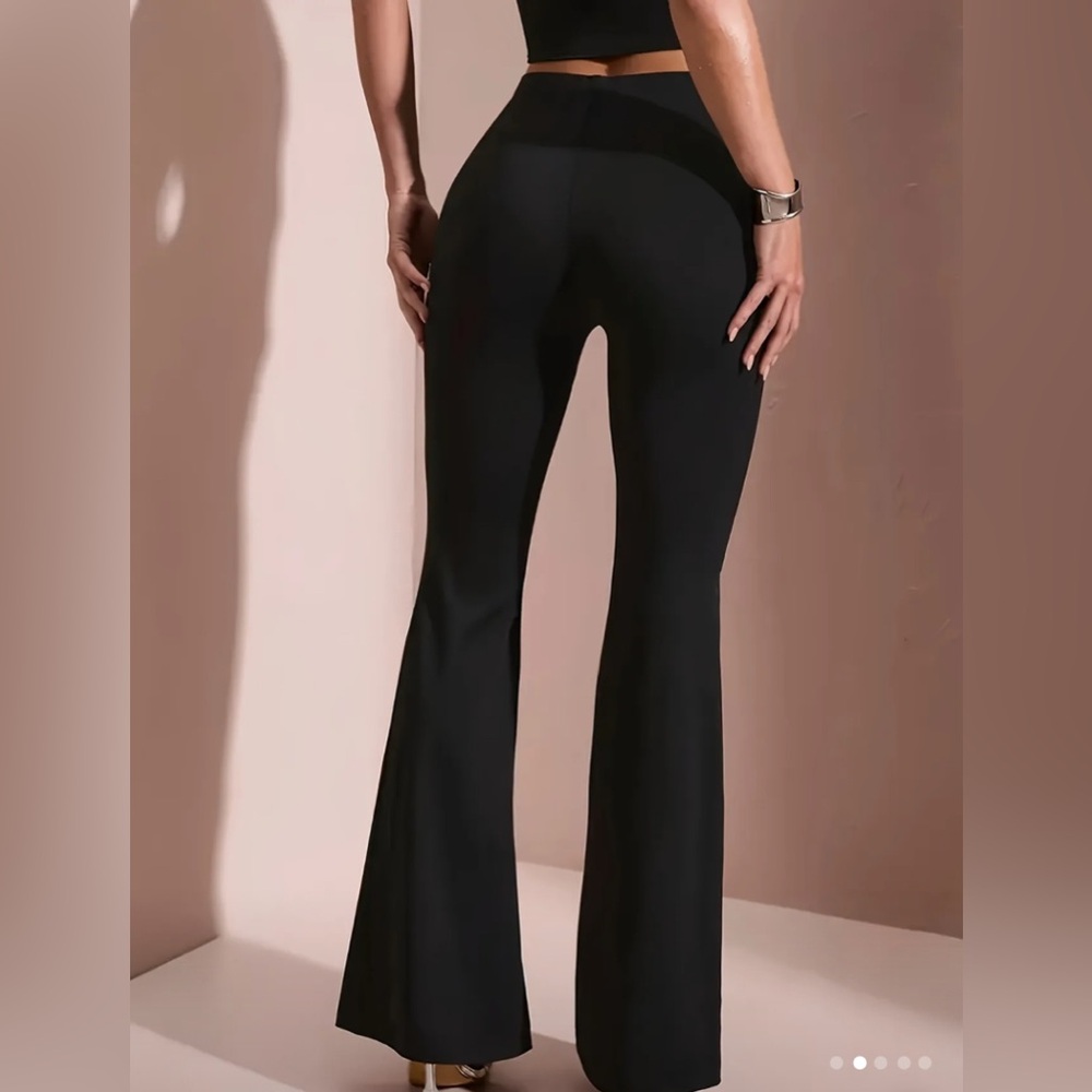 🌟Elegant Black Women's Flared Leggings - Picture 2 of 4